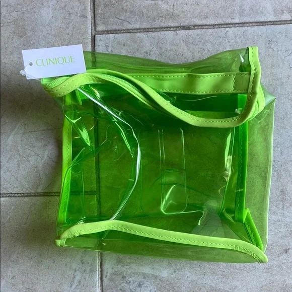 Clinique NWT Neon/Lime Green Cosmetics Bag - Picture 2 of 9